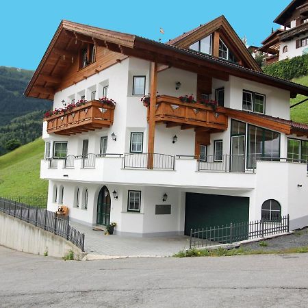 Modern Apartment In Hochgallmigg With Balcony المظهر الخارجي الصورة