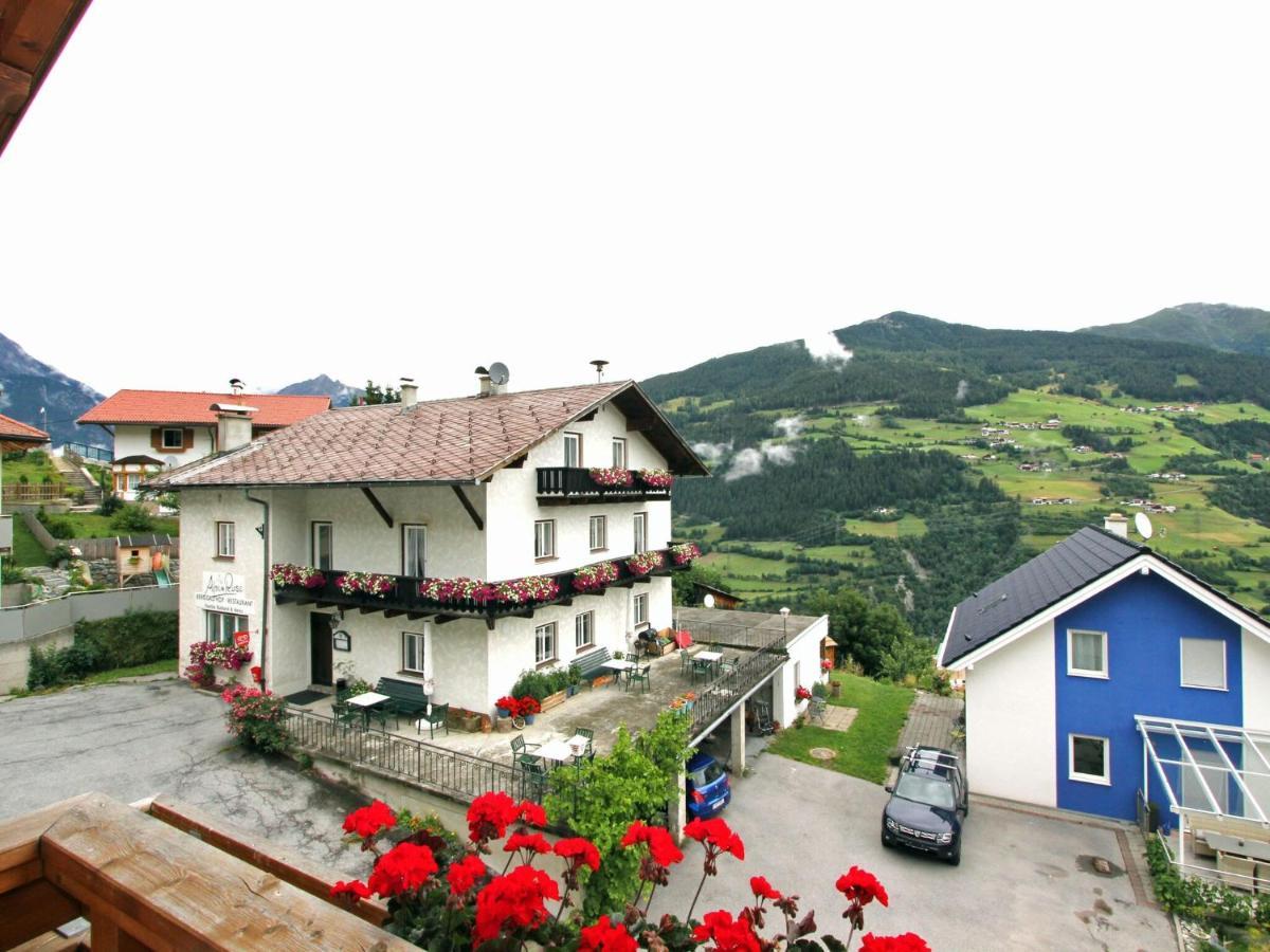 Modern Apartment In Hochgallmigg With Balcony المظهر الخارجي الصورة