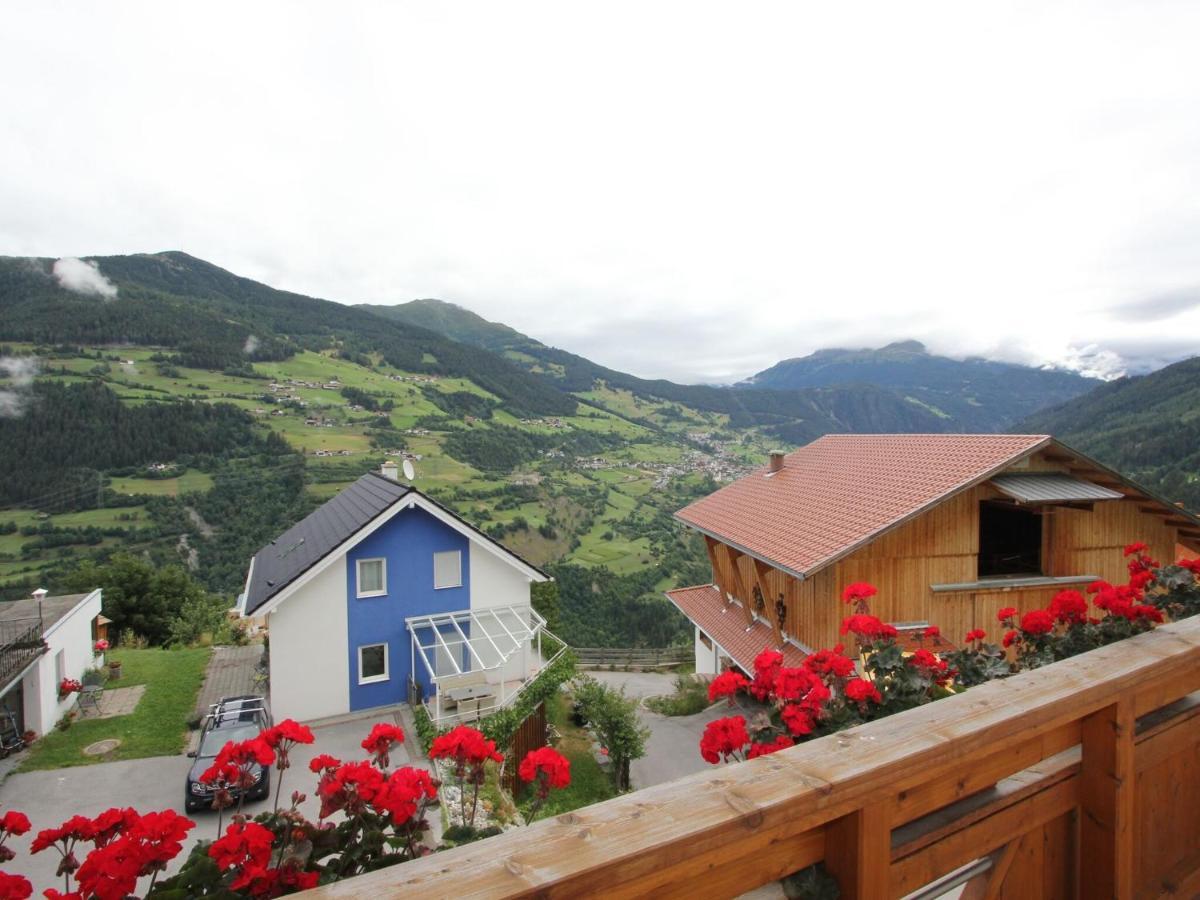 Modern Apartment In Hochgallmigg With Balcony المظهر الخارجي الصورة