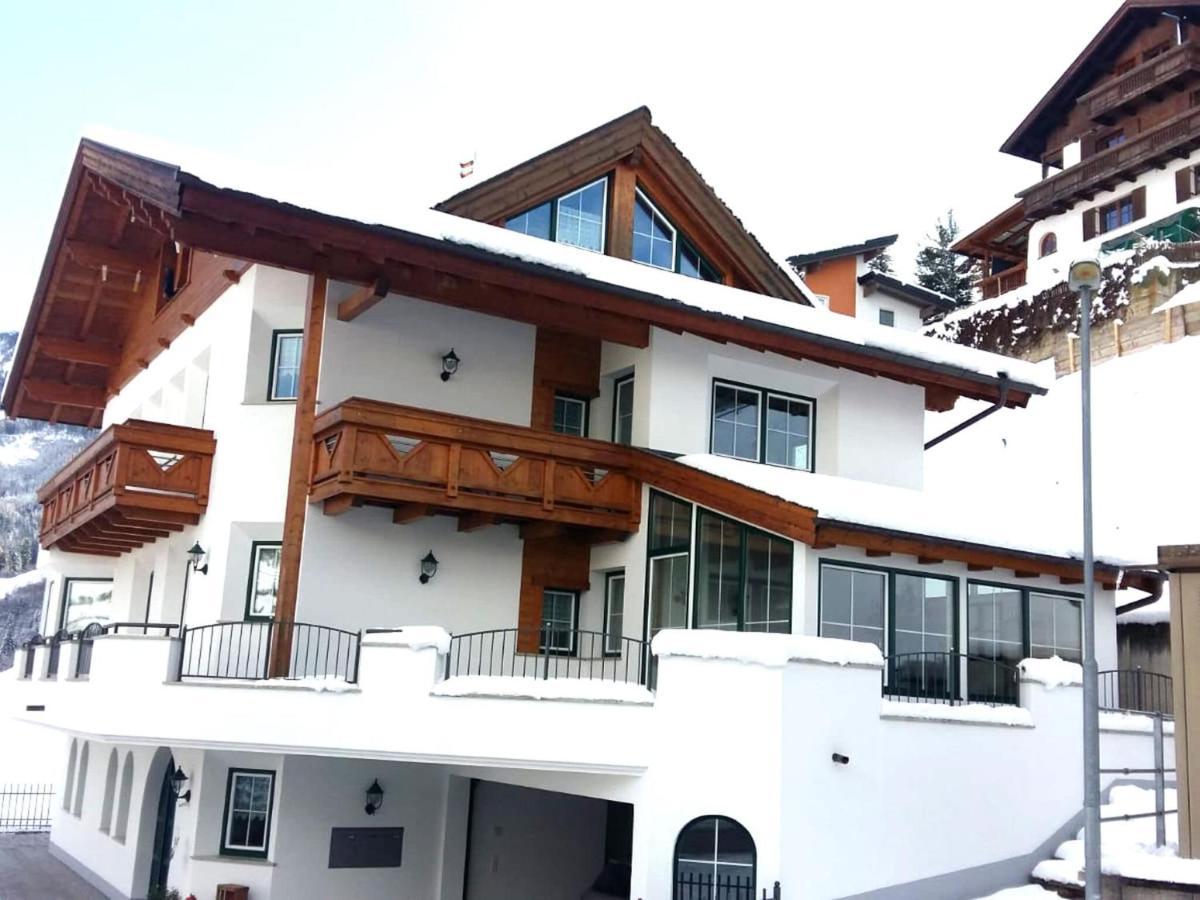 Modern Apartment In Hochgallmigg With Balcony المظهر الخارجي الصورة